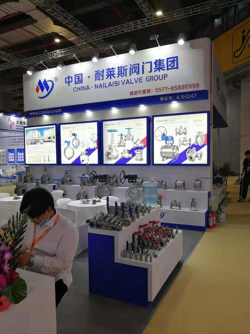 677e33a07d121.jpg
